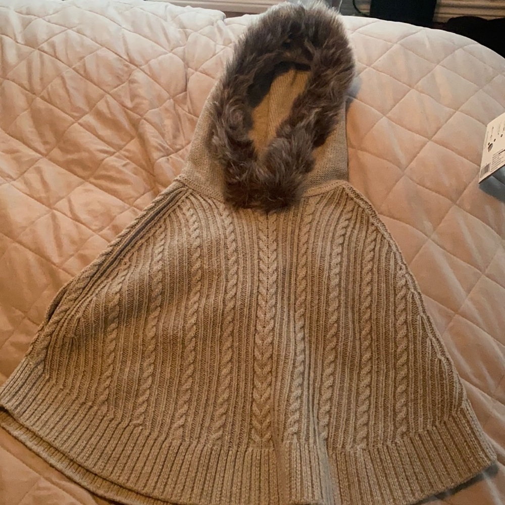 Baby Gap poncho with fur hood